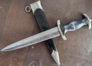 authentic original SS enlisted early SS dagger EICKHORN oval maker