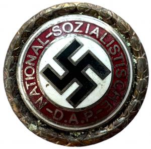 WW2 German Nazi early Third Reich NSDAP golden membership pin badge numbered Gold