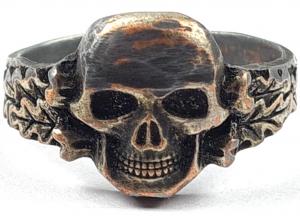 WW2 German Nazi WAFFEN SS Totenkopf Officer silver skull ring with SS runes inside