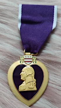 WW2 USA nice Purple Heart military service medal with ribbon