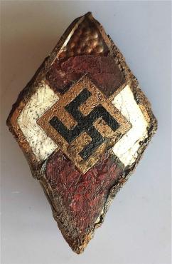 WW2 GERMAN NAZI ADOLF HITLER YOUTH HJ HITLERJUGEND RELIC FOUND EMANEL PIN