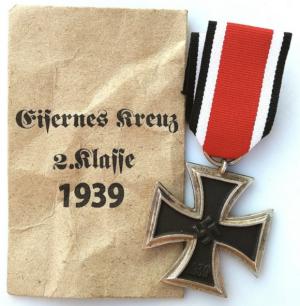 WW2 GERMAN NAZI IRON CROSS MEDAL 2ND CLASS WITH ENVELOPPE