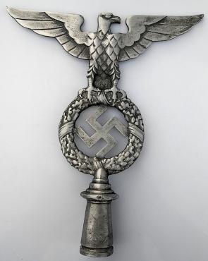 WW2 GERMAN NAZI LARGE NSKK SA (PRE WAFFEN SS) POLE TOP OF FLAG WITH SWASTIKA AND EAGLE OF THE THIRD REICH