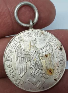 WW2 GERMAN NAZI NICE 4 YEARS OF FAITHFUL SERVICES IN THE ARMY MEDAL AWARD NO RIBBON