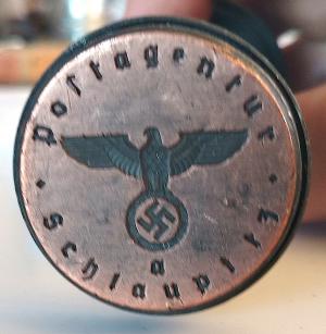 WW2 GERMAN NAZI ORIGINAL BRASS NAZI STAMPER WITH HEER EAGLE & SWASTIKA FOR FELDPOSTS OR DOCUMENTS 
