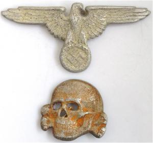 WW2 GERMAN NAZI WAFFEN SS TOTENKOPF VISOR CAP INSIGNIAS pins UNMARKED LATE WAR ALUMINIUM TYPE, RELIC FOUND - SKULL & EAGLE WITH ALL PRONGS