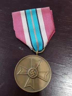 WW2 GERMAN NAZI WAR MERIT MEDAL AWARD 1939 WITH POLISH RIBBON