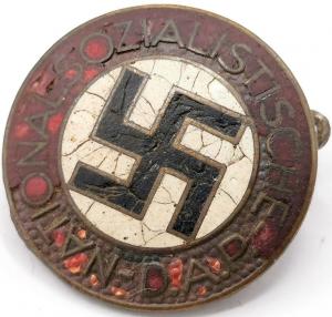 WW2 GERMAN NAZI NSDAP ADOLF HITLER PARTY MEMBERSHIP PIN BY RZM WITH SWASTIKA