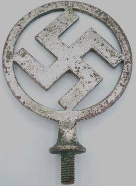 WW2 GERMAN NAZI THIRD REICH PARADE POLE TOP OF FLAG SWASTIKA