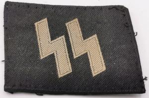 WW2 GERMAN NAZI WAFFEN SS NCO COLLAR TAB TUNIC REMOVED UNIFORM TOTENKOPF PANZER