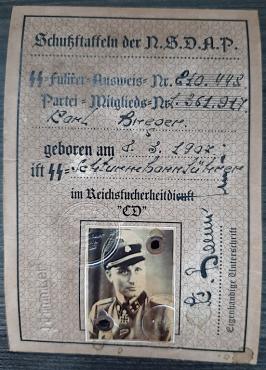 WW2 GERMAN NAZI ORIGNAL WAFFEN SS TOTENKOPF OFFICER AUSWEIS ID STAMPED SIGNED PHOTO