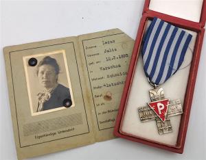 WW2 GERMAN NAZI CONCENTRATION CAMP AUSCHWITZ HOLOCAUST MEDAL forced labour work ausweis ID PHOTO