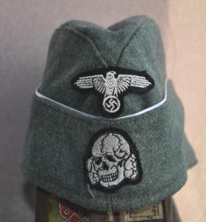 WW2 GERMAN NAZI ***REPLIKA*** WAFFEN SS TOTENKOPF OVERSEAS OFFICER CAP WITH SKULL AND EAGLE INSIGNIAS HEADGEAR HAT M43