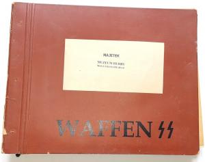 RARE Third Reich NSDAP Waffen SS set of gramophone records in etui, stamped