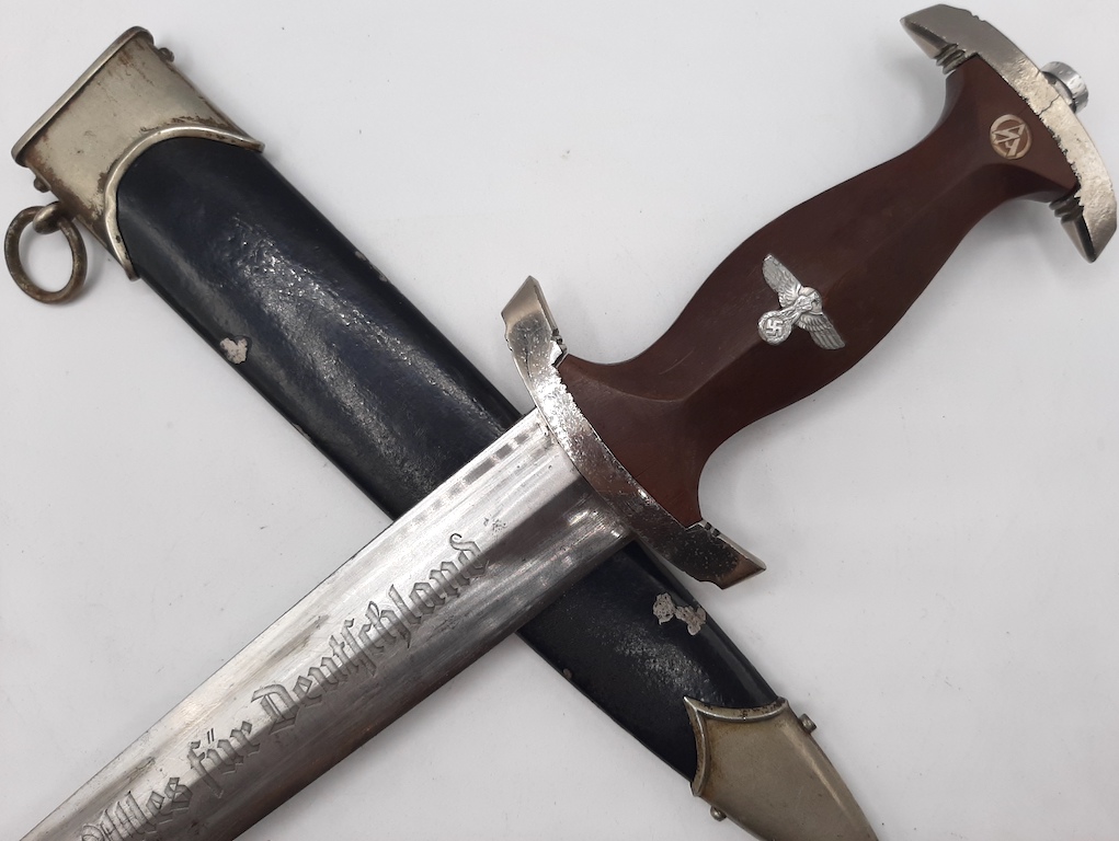 unique daggers wwii